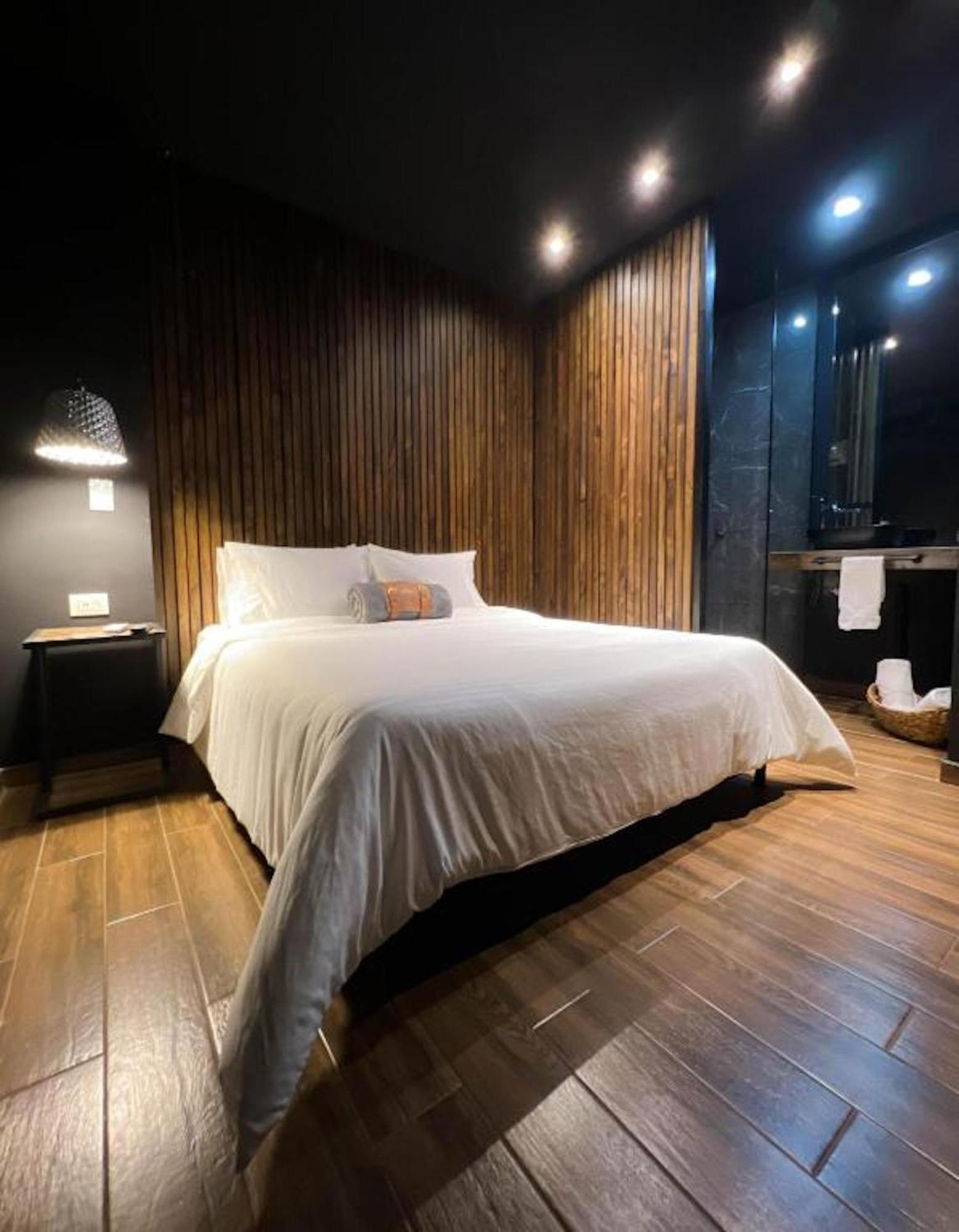 Hotel Lleras Medellín Esterno foto