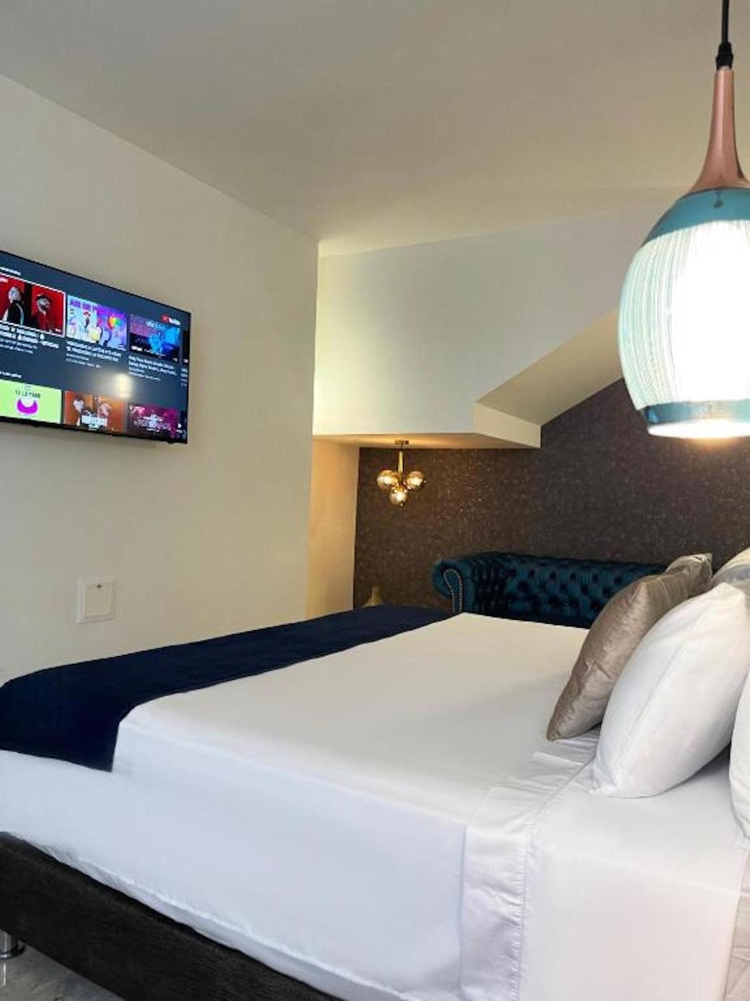 Hotel Lleras Medellín Esterno foto