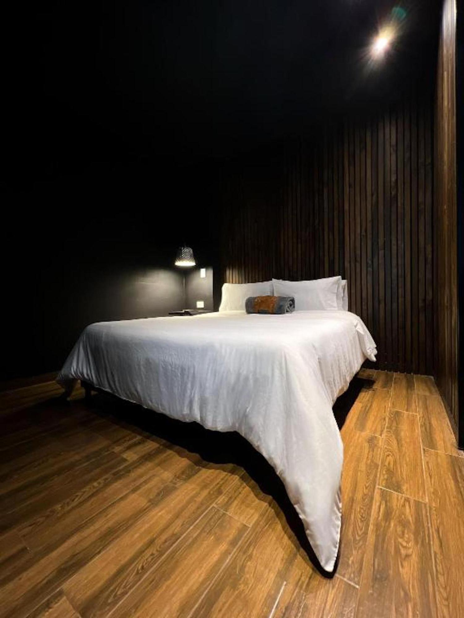 Hotel Lleras Medellín Esterno foto