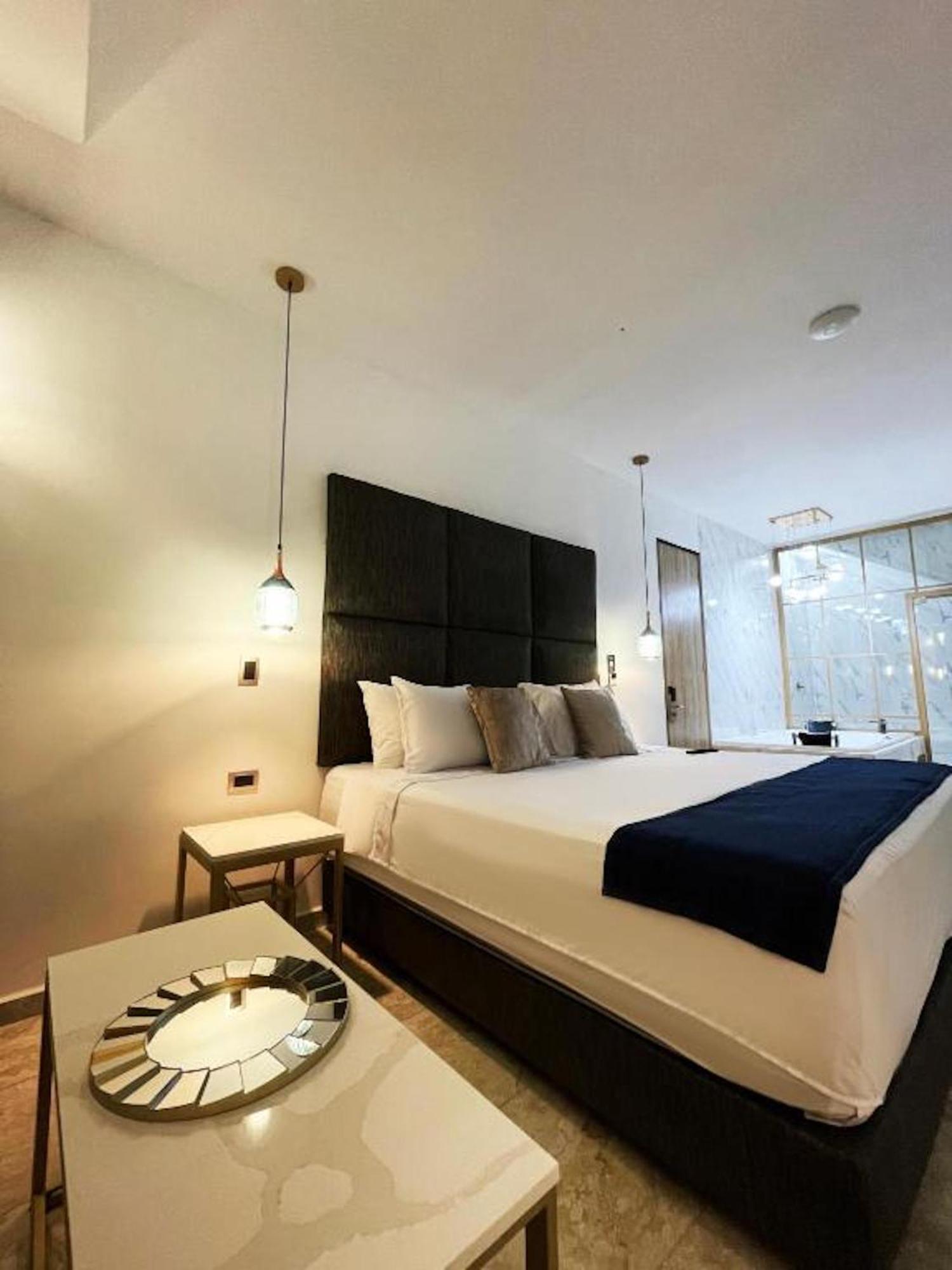 Hotel Lleras Medellín Esterno foto