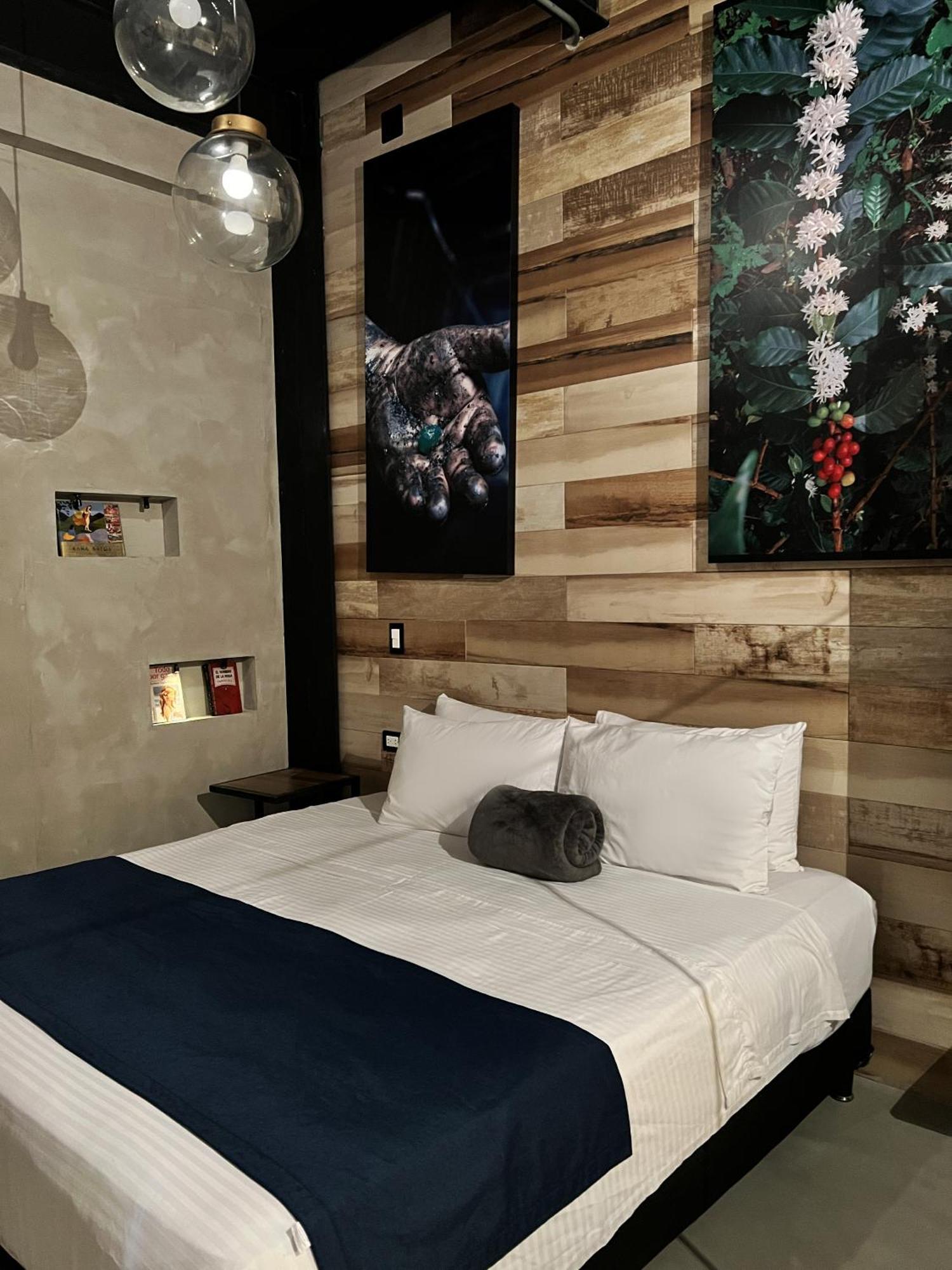 Hotel Lleras Medellín Esterno foto